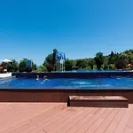 アパートホテル Dreambg In Santa Marina 3*
