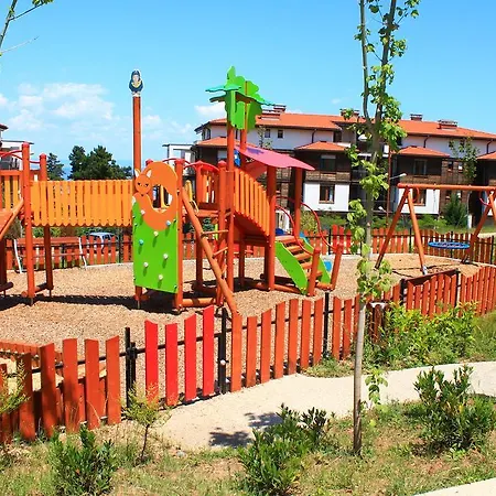 Lejlighedshotel Dreambg In Santa Marina 3*