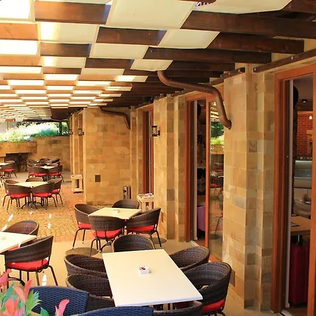 Dreambg In Santa Marina 公寓式酒店 3*