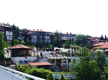 Dreambg In Santa Marina 公寓式酒店