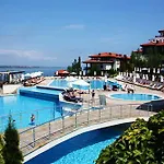 아파트호텔 Dreambg In Santa Marina 소조폴
