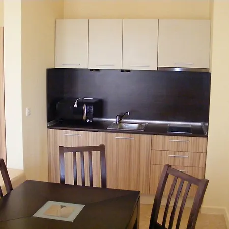 Aparthotel Dreambg 3*